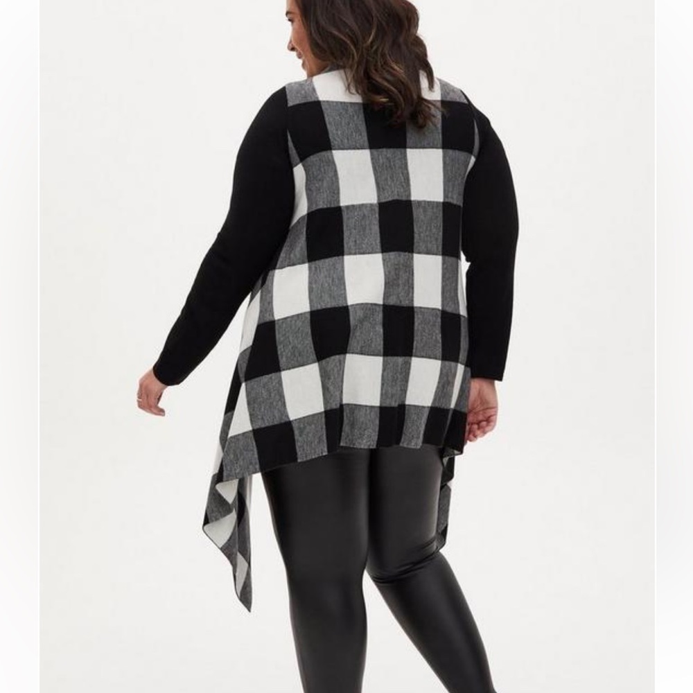 checkered front drape cardigan. 🖤 - Picture 4 of 5